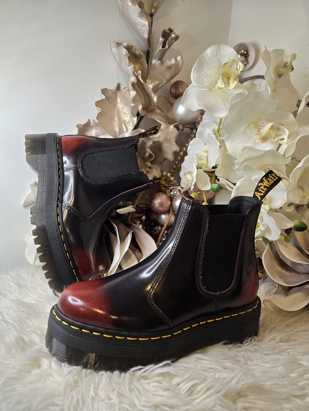 Dr. Martens 2976 Quad Chelsea women Platform shoes size7 new
